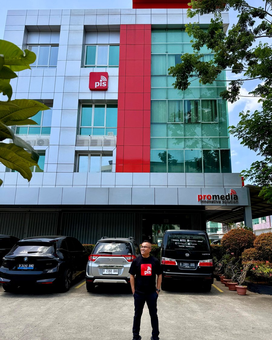 Yosua Yan Heriyanto on site at PIS