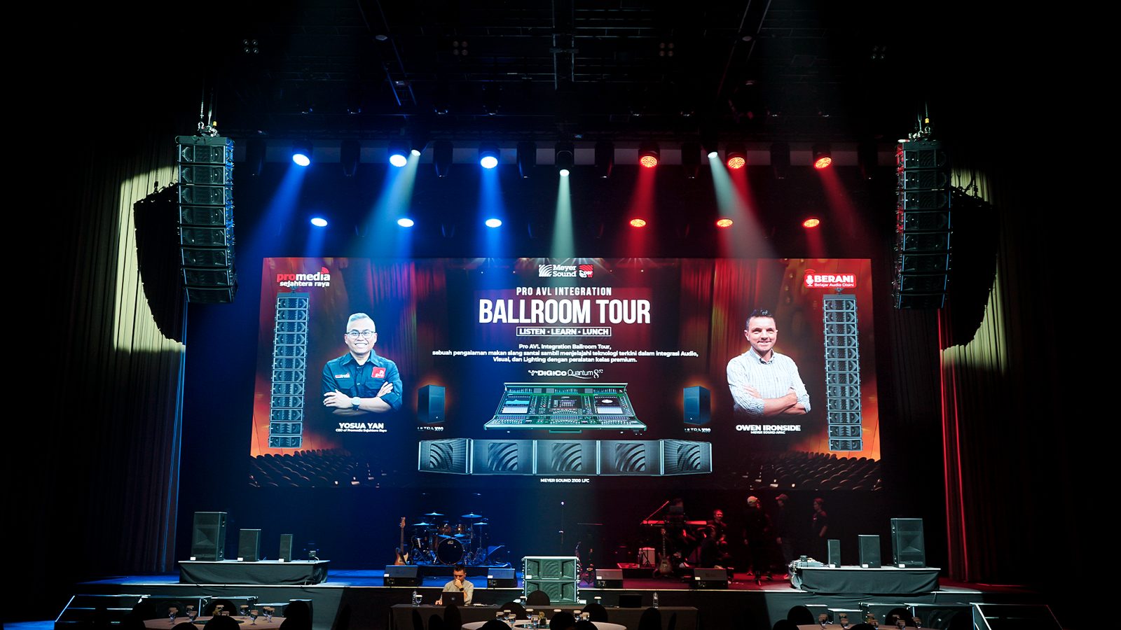 Ballroom XXI Tour, full landscape