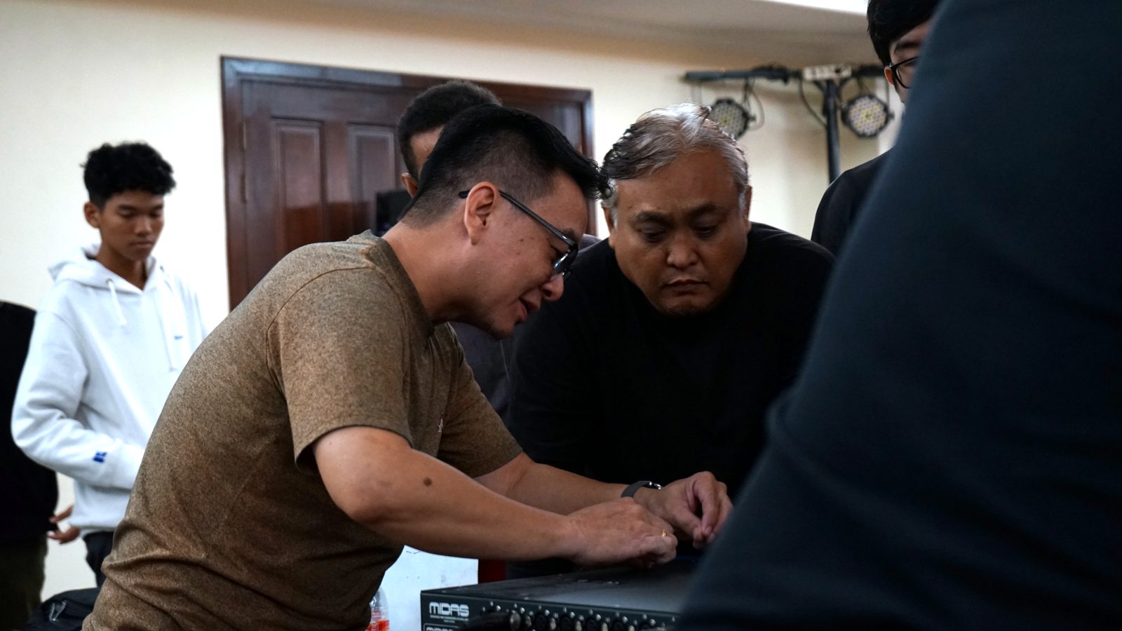 Basic audio training, Bali